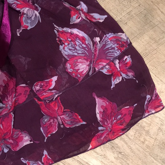 Girl’s Childrens Place Purple Dress - Picture 4 of 5